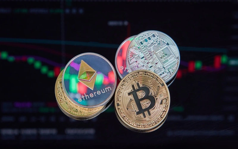 Difference between wallets for coins and tokens